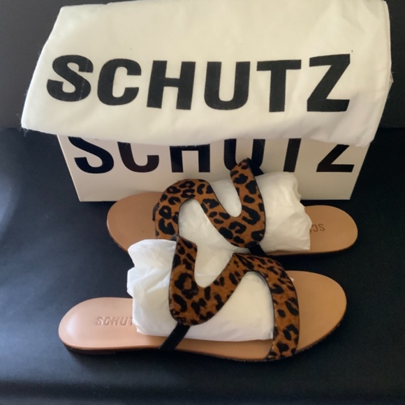 Schultz size 8 Sandals - Picture 2 of 5